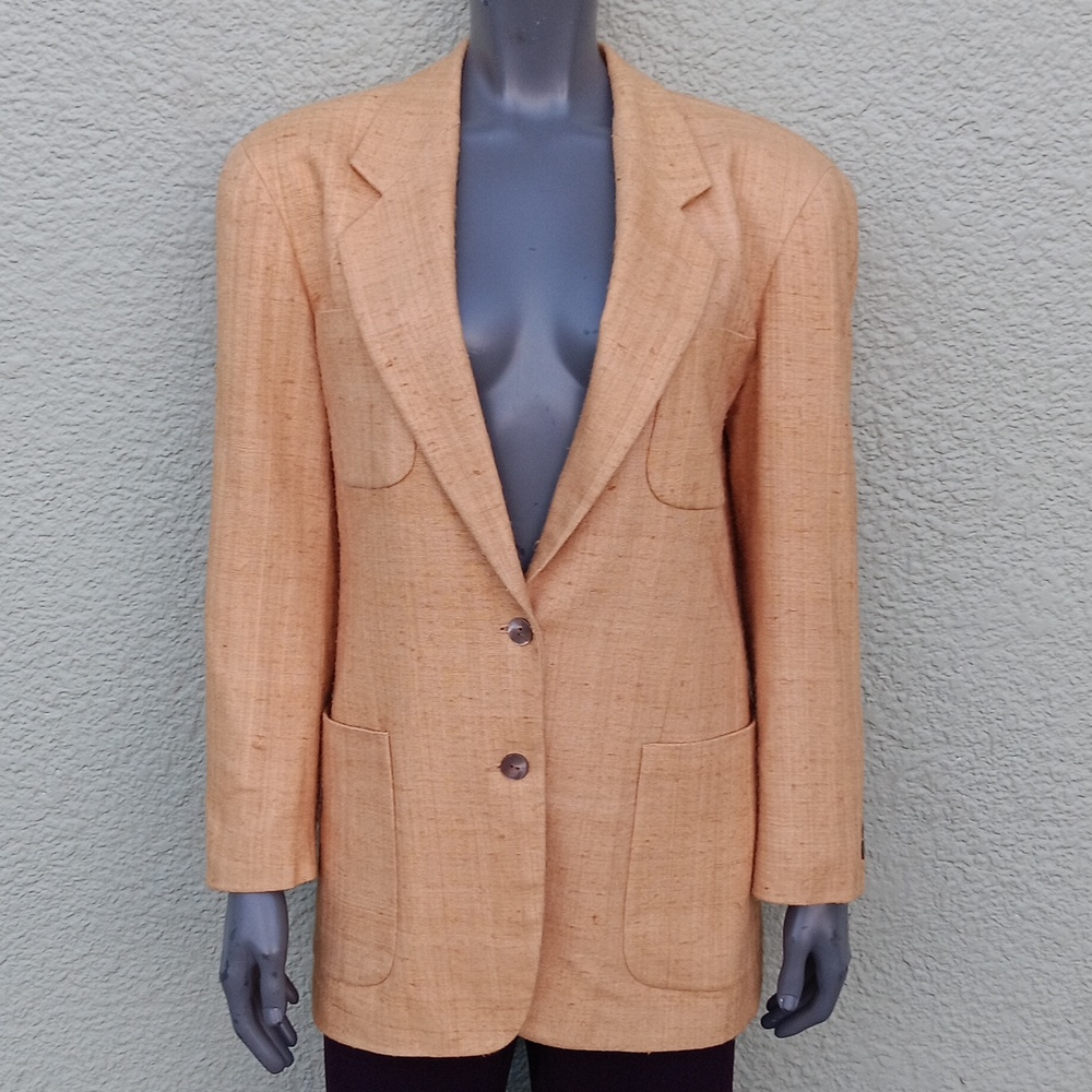 COUNTRY ROAD AUSTRAILIA LADIES PURE SILK (2) BUTTON LUXURY BLAZER (HONG KONG)